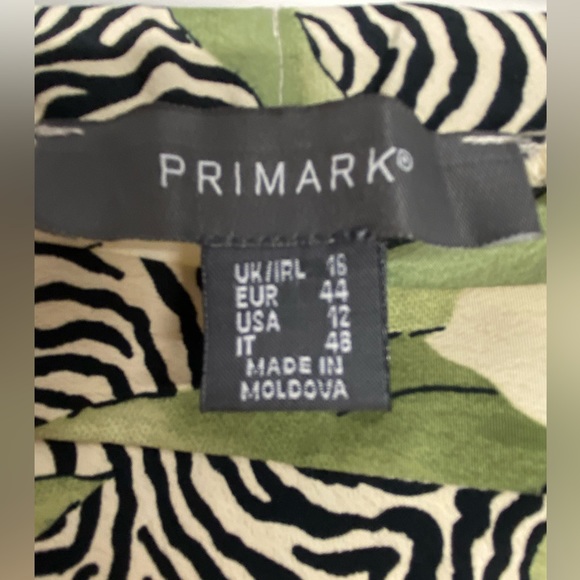 Primark floral/ zebra skirt, SZ 12 - Picture 4 of 6